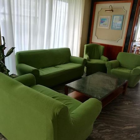 Hotel Boston Alba Adriatica Eksteriør bilde